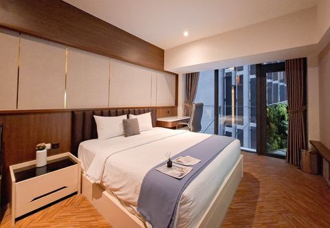 Others Modern Rustic Studio Apartment At Carstensz Residence