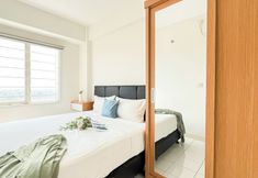 Others 2 Minimalist 2Br Apartment At Podomoro Golf View