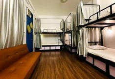 Others 2 Dom Hostel and Bar