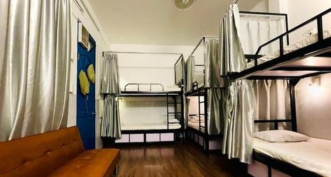 Others 2 Dom Hostel and Bar