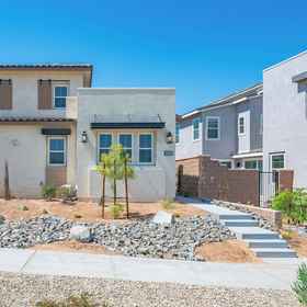 Room 1 Stylish 3BR Oasis in Palm Desert Near El Paseo Zoo, The Living Desert Zoo and Gardens Hotels