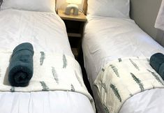 Khác 5 BAF Luxury Stays