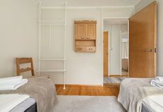 Others 7 Spacious 3BR House - River View & Sauna
