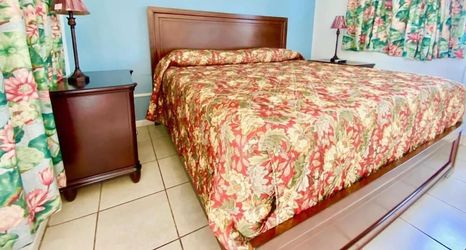 อื่นๆ 2 Glades Motel