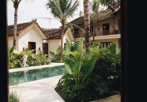 Others The Soko Bali