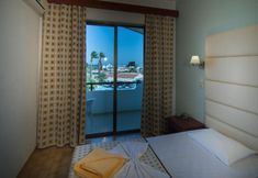 その他 3 Hercules Plus Faliraki