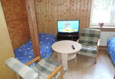 Others 6 Holiday Home With Pool in Kolczewo