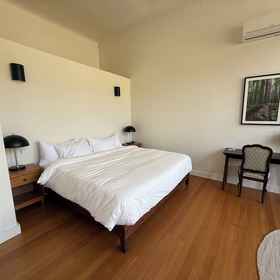 Primary image1The Historic Schoolhouse Inn,洪堡县飯店