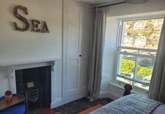 Others 4 Seaside Escape at Looe Cottage