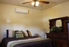 Others 3 Casa Beazley