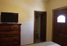 Others 4 Casa Beazley