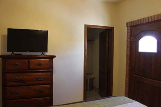 Others 4 Casa Beazley