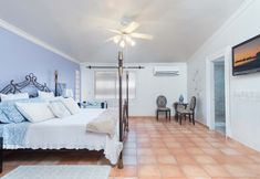 Others 3 Palm Paradise House