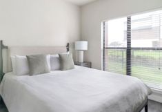 Others 2 Landing Apartments - Grand Harbor