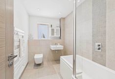 Others 5 Host Stay Becalmed