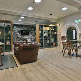 Lobby 1 Student Only Provincial House, โรงแรม & ที่พัก Millennium Gallery