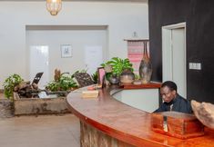 Lain-lain 2 Africa House Malawi