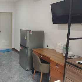 Room 1 Nana's Bar & Hotel, ATM Kasikorn Thai Sawasdee Seaview Hotels