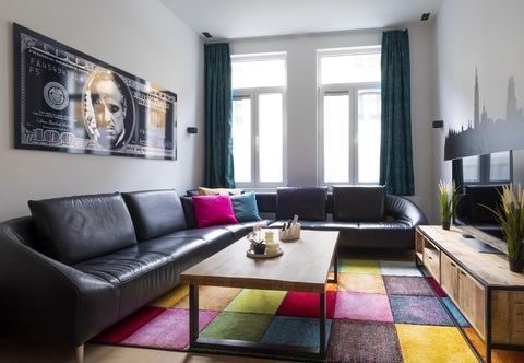Others Modern Antwerp Getaway App - Heart d Anvers