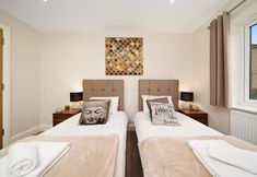 Others 6 London Heathrow Living Serviced Apartments - Apt 9
