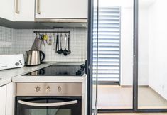 Khác 7 Bright and Spacious 2bed 2bath AC Park in Lagos