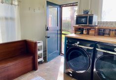 Others 5 Victorian on Garden Best Location in Town