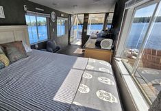 Others 3 The Floater-a House Boat on Grant Island Bham Lk