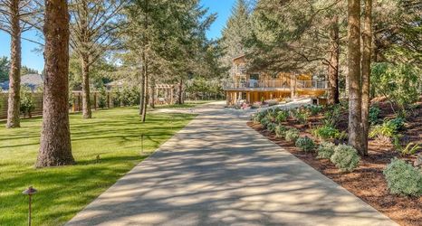 其他 2 Boutique Cabin on Manicured Acre Hot tub Path to Beach Wifi 200 10