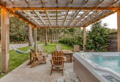 其他 4 Boutique Cabin on Manicured Acre Hot tub Path to Beach Wifi 200 10