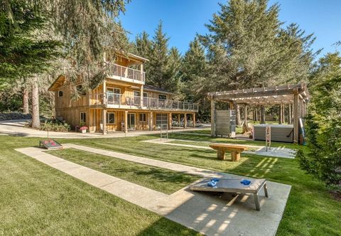 其他 Boutique Cabin on Manicured Acre Hot tub Path to Beach Wifi 200 10