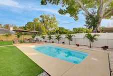 其他 Palm Oasis 2 2 Serene Backyard Private Poolside