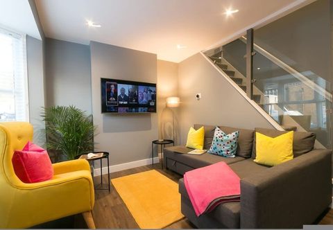 Others Stylish Home Close to the Beach By Adliv