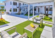 其他 7 Beach Condo King Bed Lush Patio w BBQ Birch Key Eight