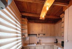 其他 7 Çimendüzü Suit