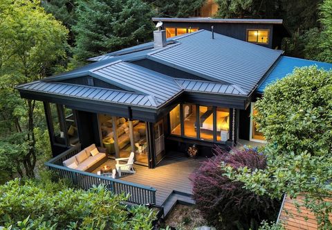 Others Coastal Escape w/ Balcony, Firebowl & Ocean Views Near Manzanita Sunset House by Avantstay