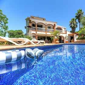 Primary image 1 Casa de las Risas, Alcaucín Hotels