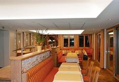 Khác 7 Hotel Kristall