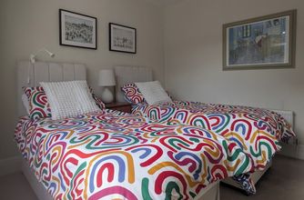 Others 4 Cherry View House. 3-beds - Sleeps up to 8, Garden & Parking. Short Stays of all Types Welcome