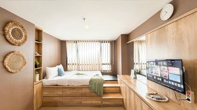 其他 4 Earth Toned Studio Apartment Collins Boulevard