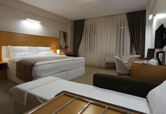 Lain-lain 5 Hotel Miens