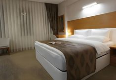 Others 3 Hotel Miens