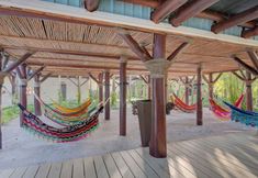 Others 5 6 BR Beachfront Lush Oasis