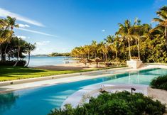 Others 2 Beachfront Estate w Pool Elevator Chef Butler