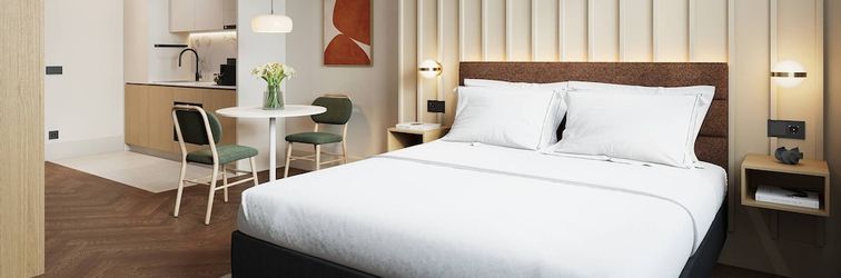 기타 Master Wola Warsaw