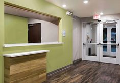 Others 2 WoodSpring Suites Medford near I-5