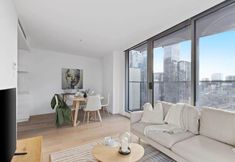 Lainnya 2 A Cozy Apt With City Views Near Crown Casino