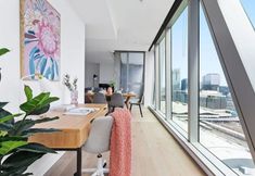 Others 5 A Stylish 3BR Apt With Harbour Views, Free Parking