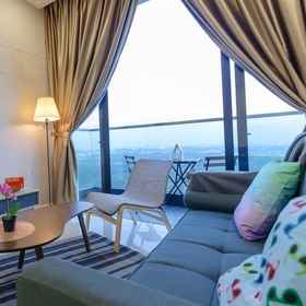 Primary image 1 3BR D'pristine Suite Near Legoland, Stunning Views, Restoran padang bundo kanduang Hotels