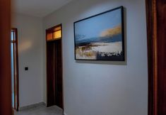 Others 4 Serene Apartment