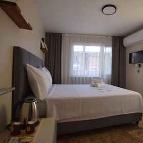 Primary image 1 Buyukada Carsi Pansiyon, โรงแรม & ที่พัก Yakacık—Adnan Kahveci